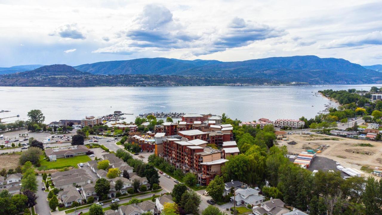 Upgraded Lakeside Resort Dream Vacation Home Kelowna Exterior photo